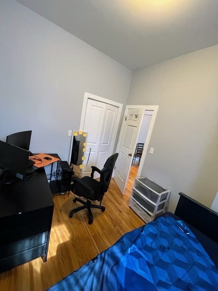 2135 S Fairfield Ave #2 - Photo 5 of 12