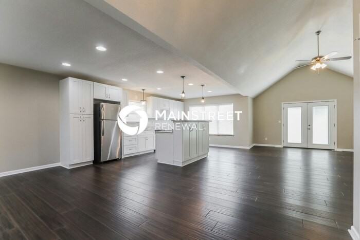 203 Se 25th St - Photo 4 of 17