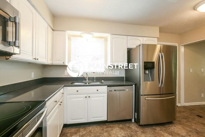 5127 Victoria Rd - Photo 7 of 17