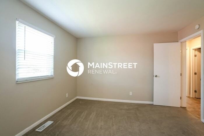 5127 Victoria Rd - Photo 7 of 17