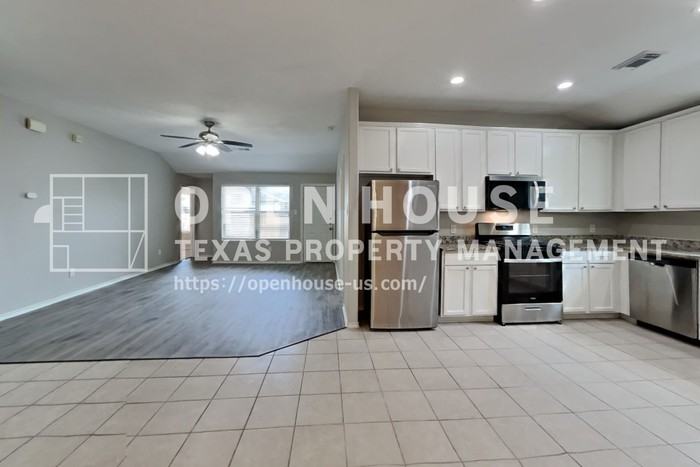 804 Lovebug Ln - Photo 7 of 21