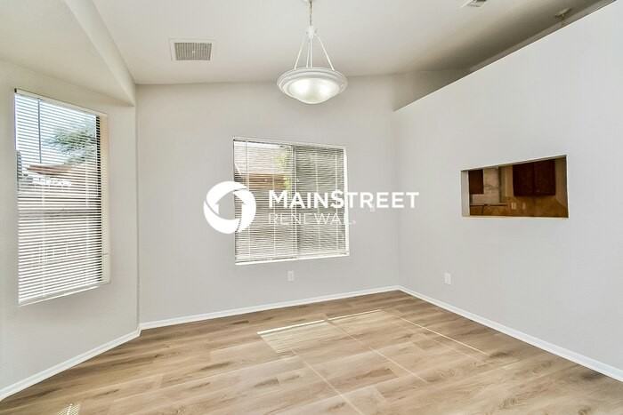 1659 W Oakhaven Pl - Photo 5 of 16