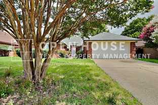 546 Newberry St - Photo 1 of 1
