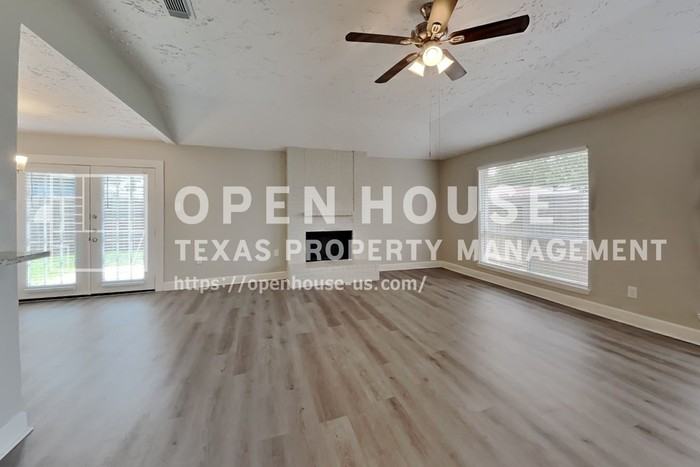 7334 Skybright Ln - Photo 5 of 32