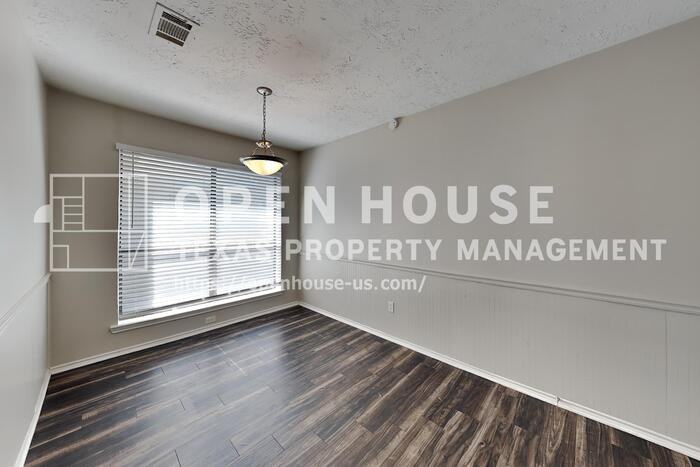 1325 Glyndon Dr - Photo 7 of 22