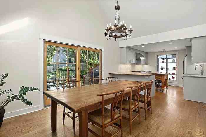 49 Indian Harbor Dr
