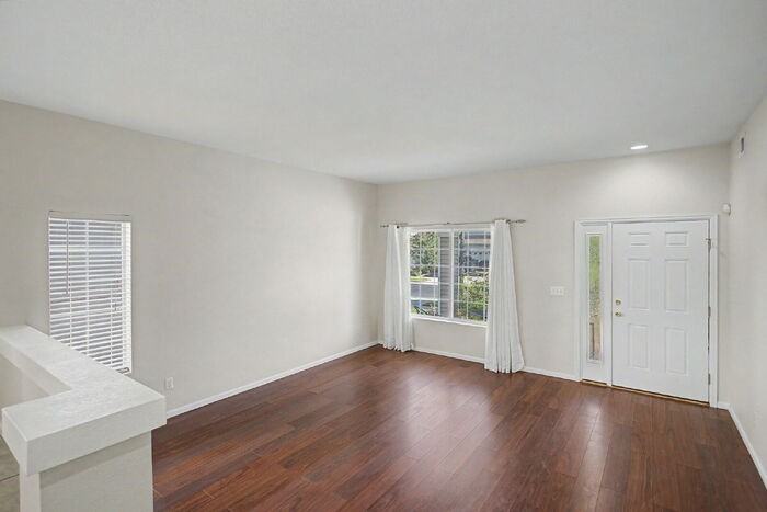 21390 E 48th Pl - Photo 5 of 30