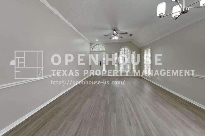 14515 Enola Dr - Photo 4 of 20