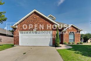 828 Pebblecreek Dr - Photo 1 of 1