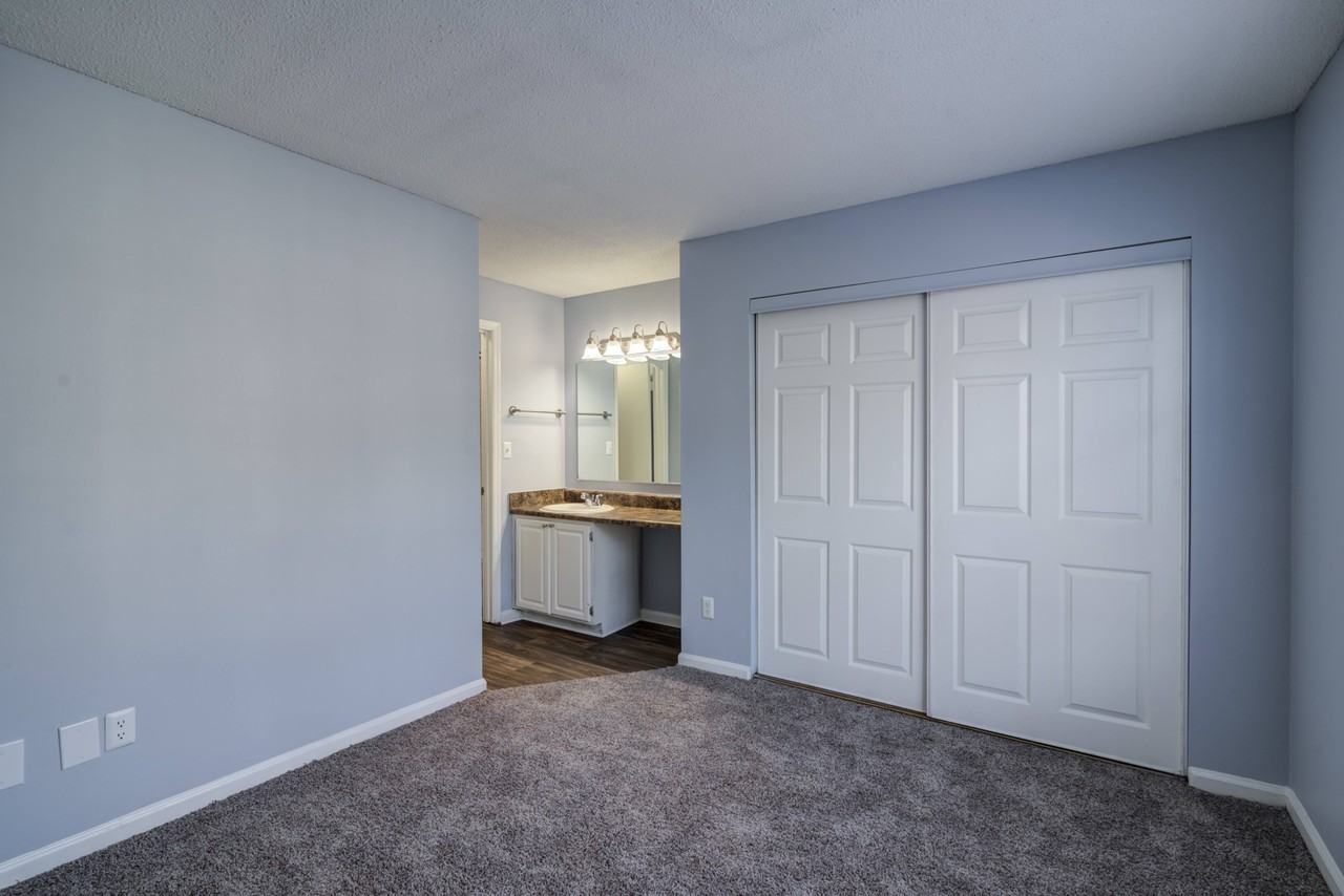 Bradford Pointe - Photo 4 of 20