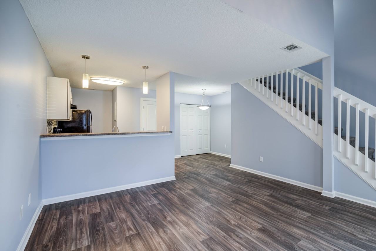 Bradford Pointe - Photo 5 of 20