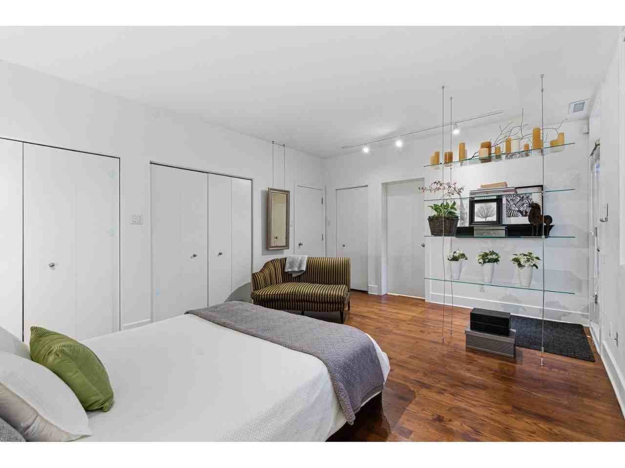 1400 Avenue Overdale #1 - Photo 7 of 14