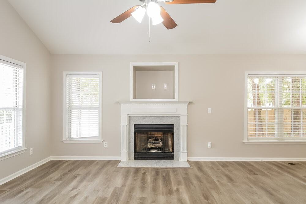 504 Jaffiley Ct - Photo 3 of 16