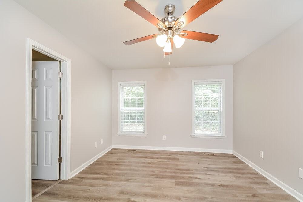 504 Jaffiley Ct - Photo 7 of 16
