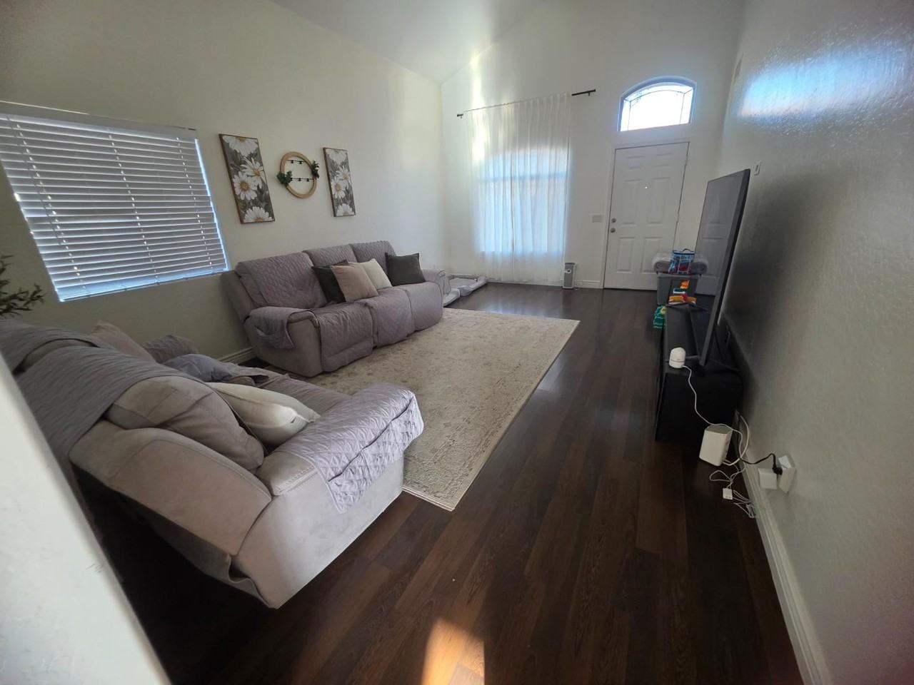 5266 S 236th Ave - Photo 5 of 20