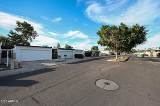 194 Laguna Dr E - Photo 1 of 1