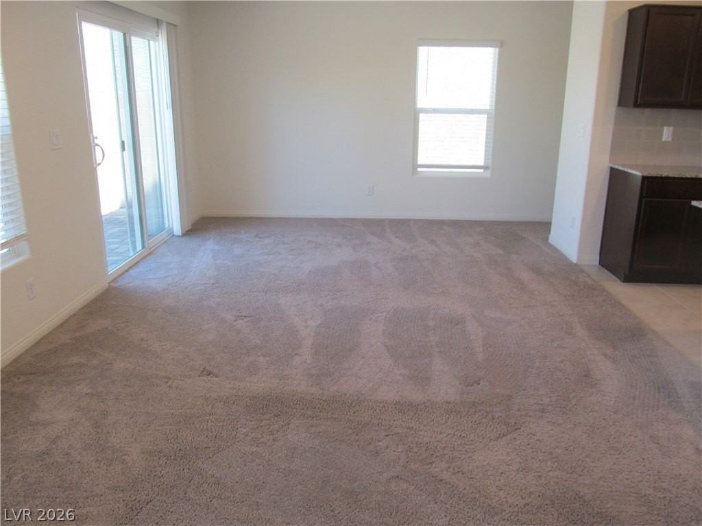 7026 Dandelion Park Ave - Photo 7 of 37