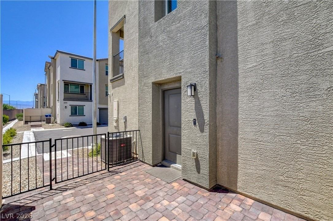 6924 Spicy Merlot St - Photo 5 of 50