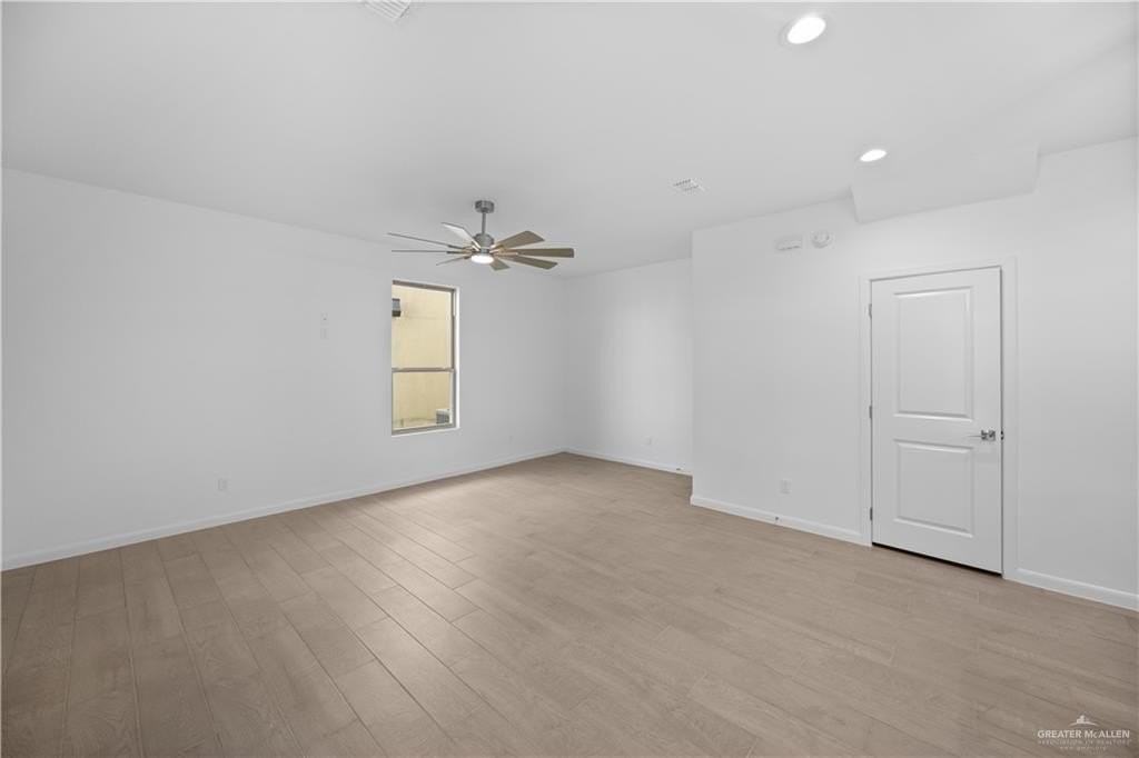 1220 Camellia Ave - Photo 6 of 19