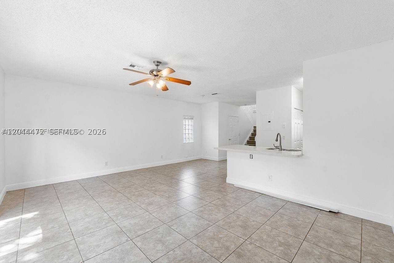 16035 Emerald Cove Rd - Photo 2 of 30