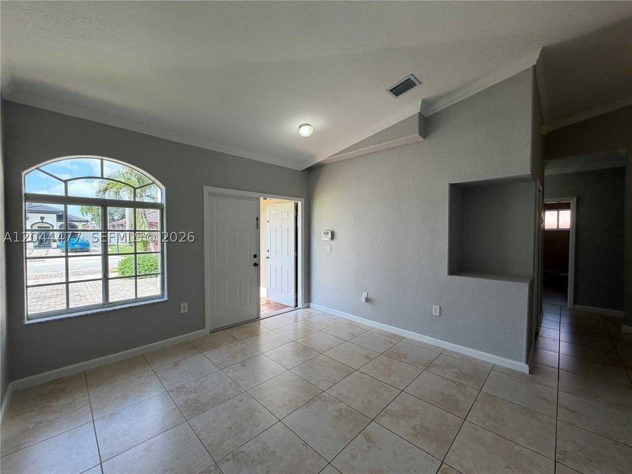 7753 Nw 201st Ter - Photo 6 of 38
