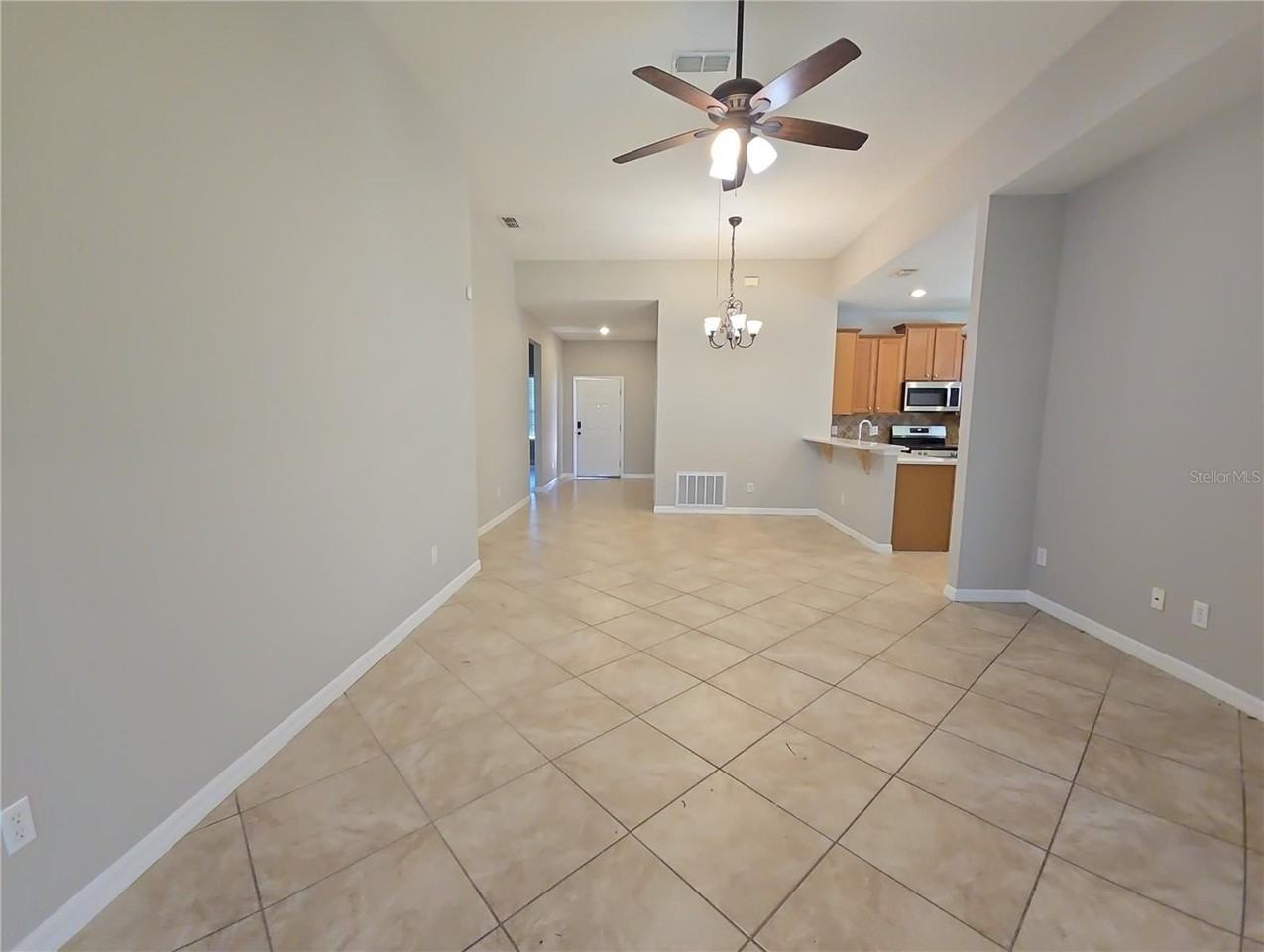 5201 Sunset Canyon Dr - Photo 4 of 30