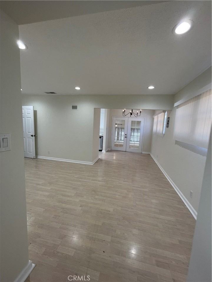 14261 Cedarwood St - Photo 2 of 15