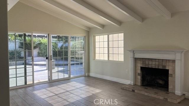 2253 E Belmont Pl - Photo 4 of 15