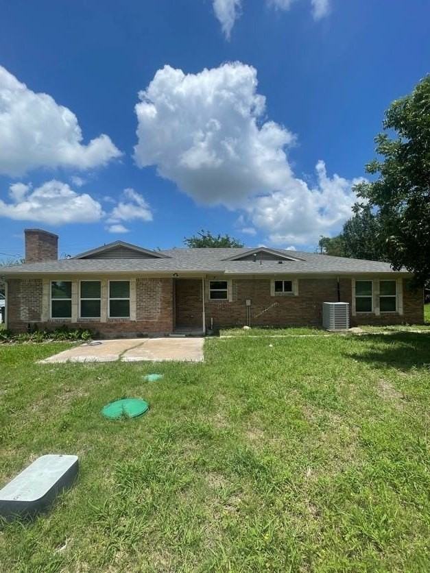 9517 Merritt Rd - Photo 2 of 38