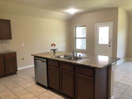 featured image of 2760 Tanner St