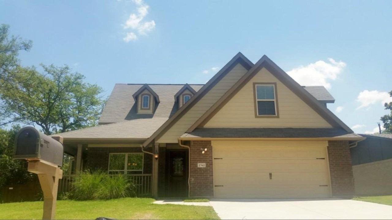 2702 Cartwright St - Photo 2 of 20