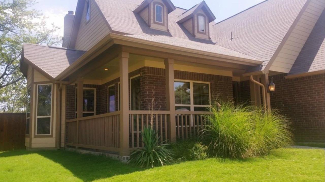 2702 Cartwright St - Photo 3 of 20