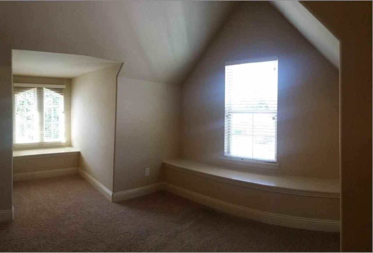 2702 Cartwright St - Photo 6 of 20