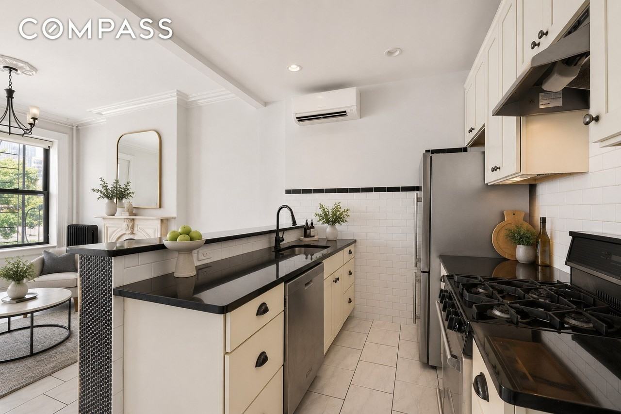 80 Orange St #2 - Photo 5 of 16