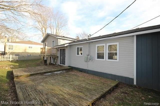 2120 Daintree Ave - Photo 3 of 26
