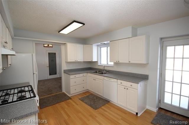 2120 Daintree Ave - Photo 6 of 26