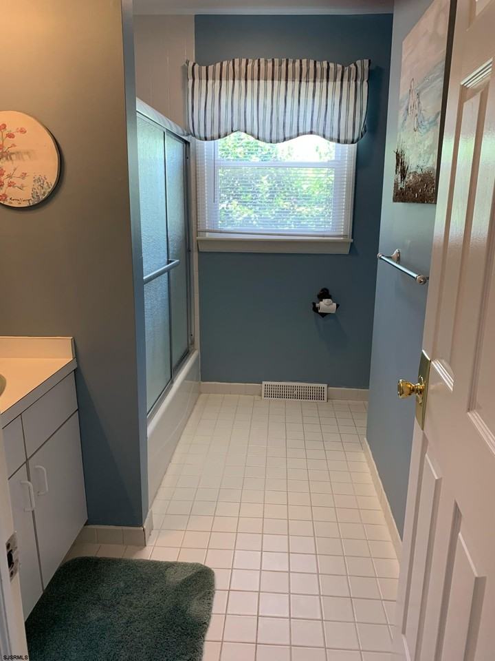 540 W Shore Dr - Photo 6 of 17