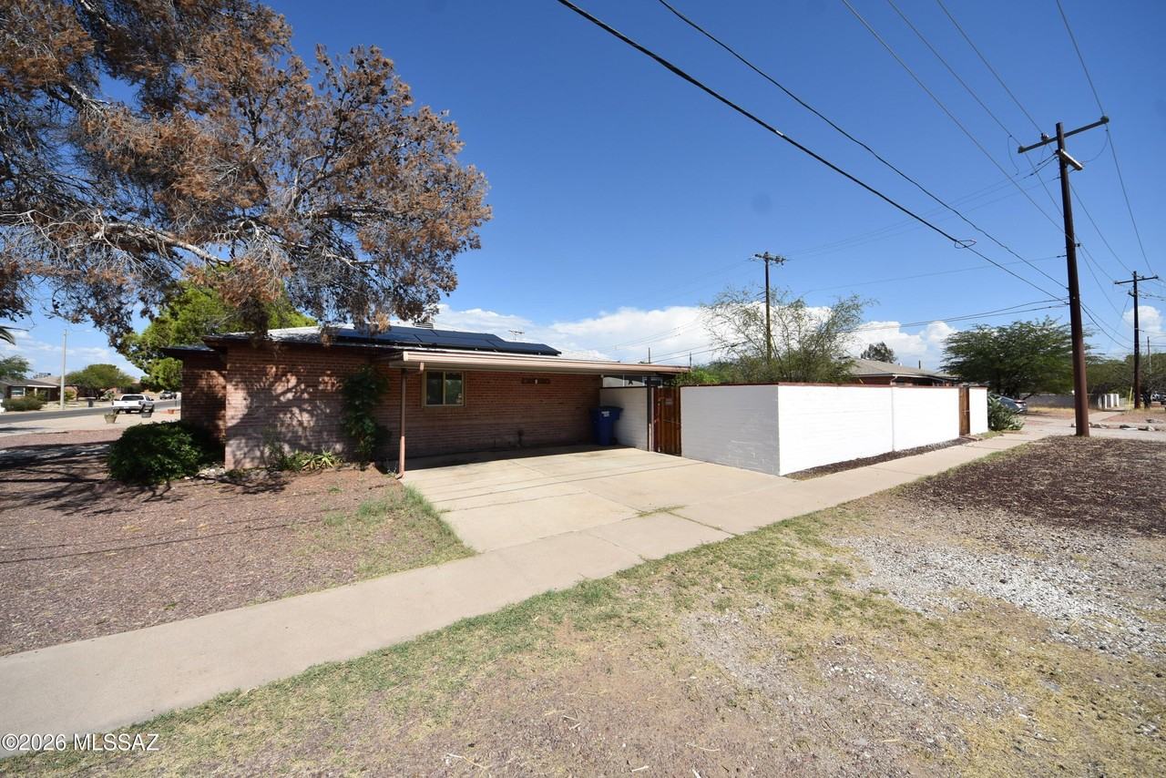 6502 E Cooper St - Photo 7 of 23
