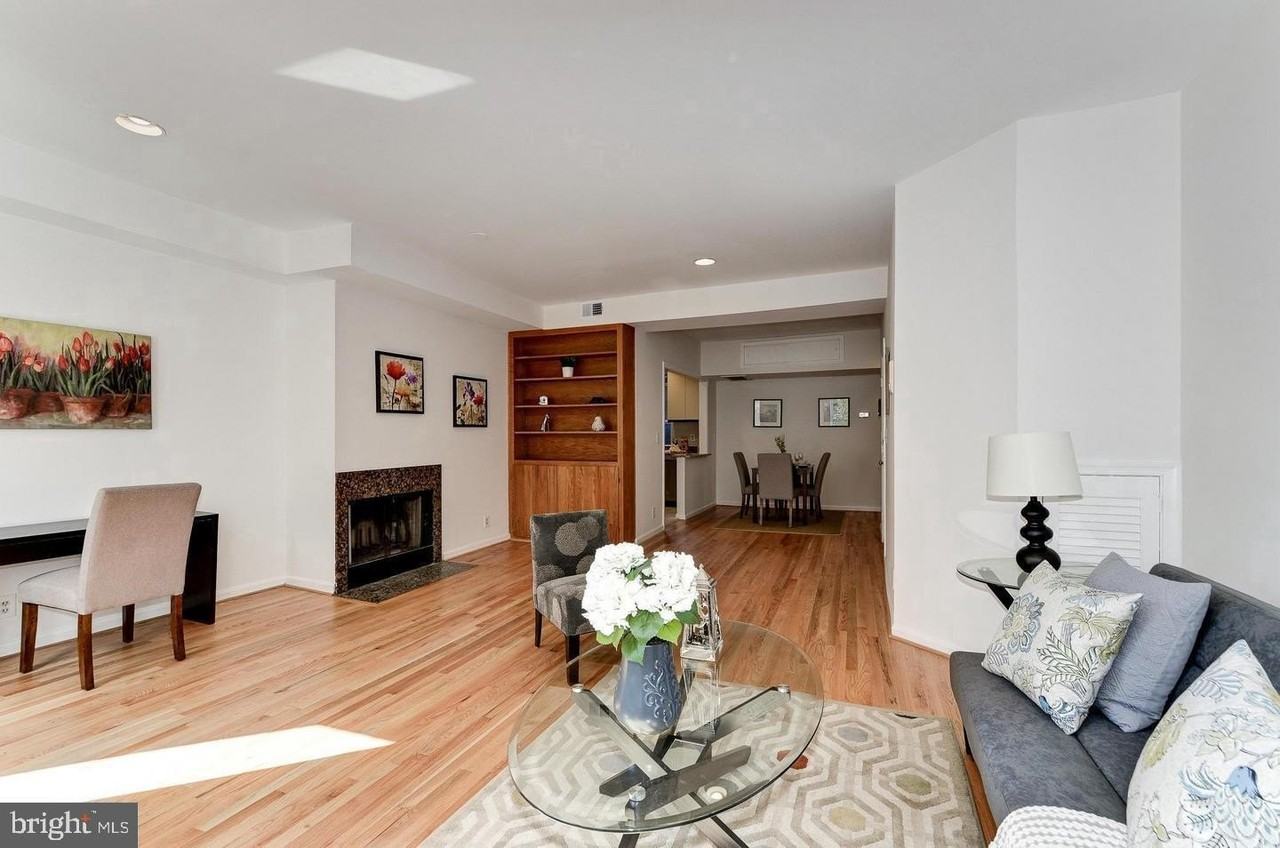 1112 25th St Nw #7 - Photo 4 of 13
