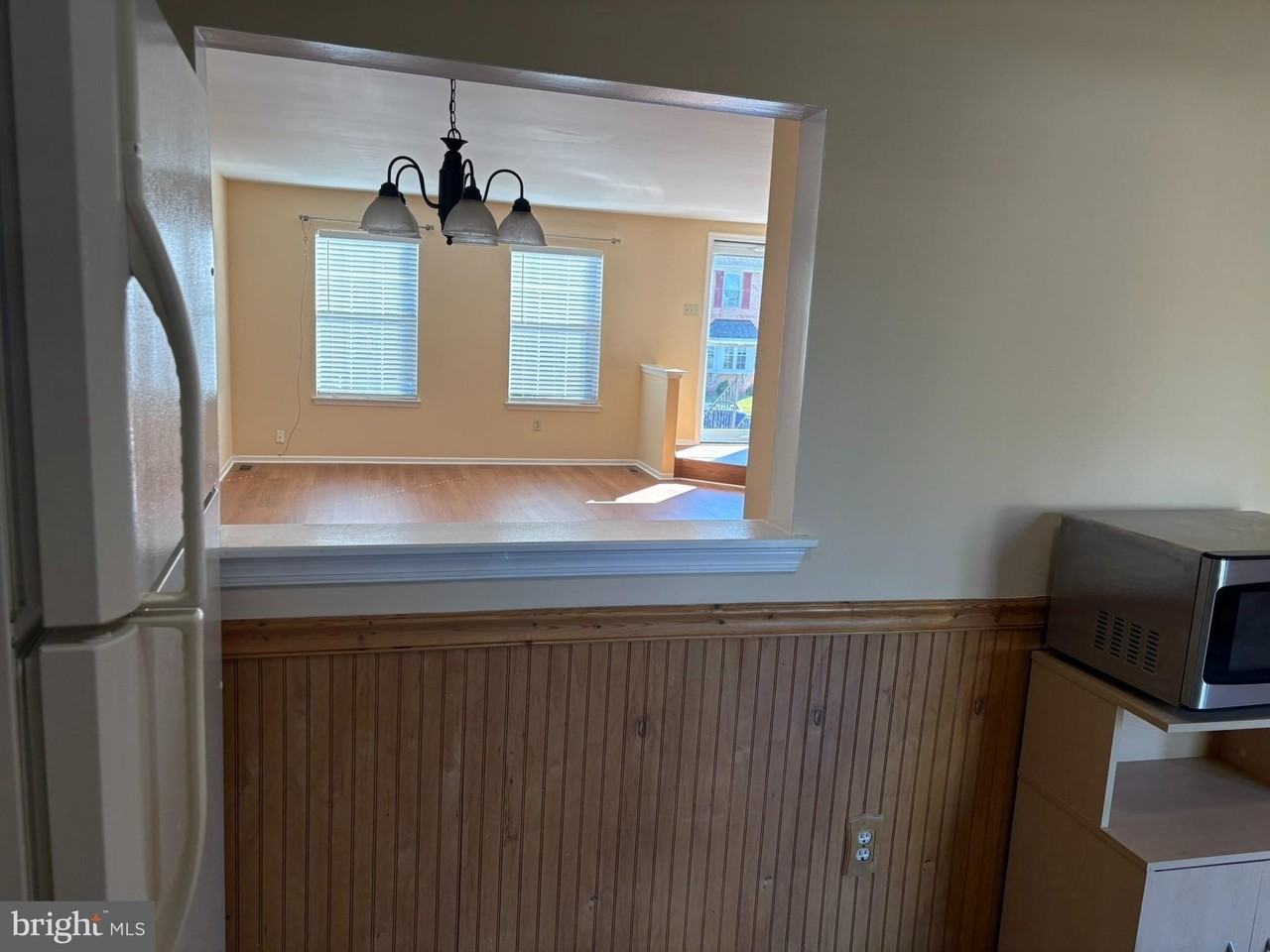 272 Lexington Rd - Photo 5 of 28