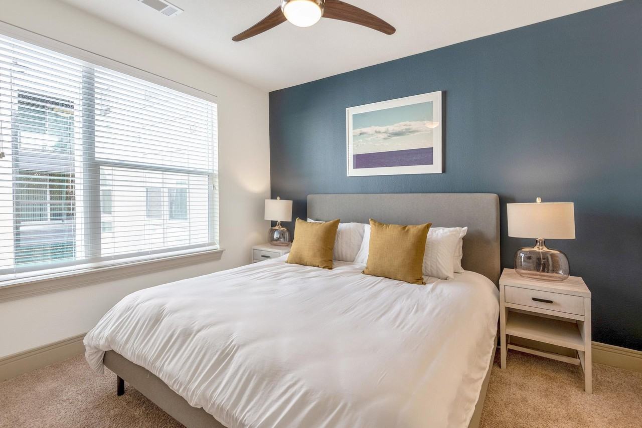 348 Main St - Photo 5 of 12
