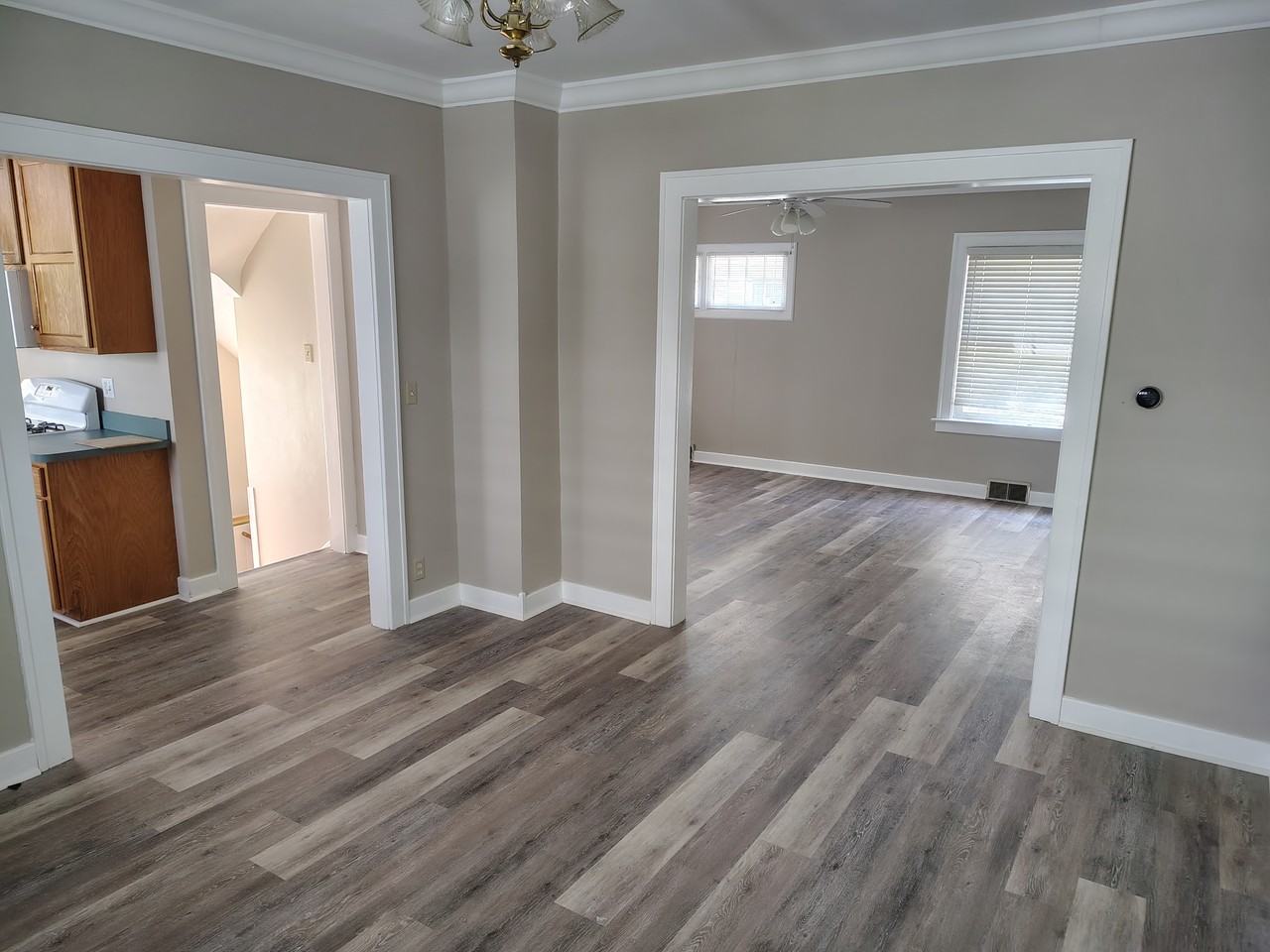 4342 Willys Pkwy - Photo 7 of 50