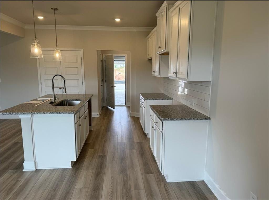 3250 Westgate Park Dr - Photo 4 of 20