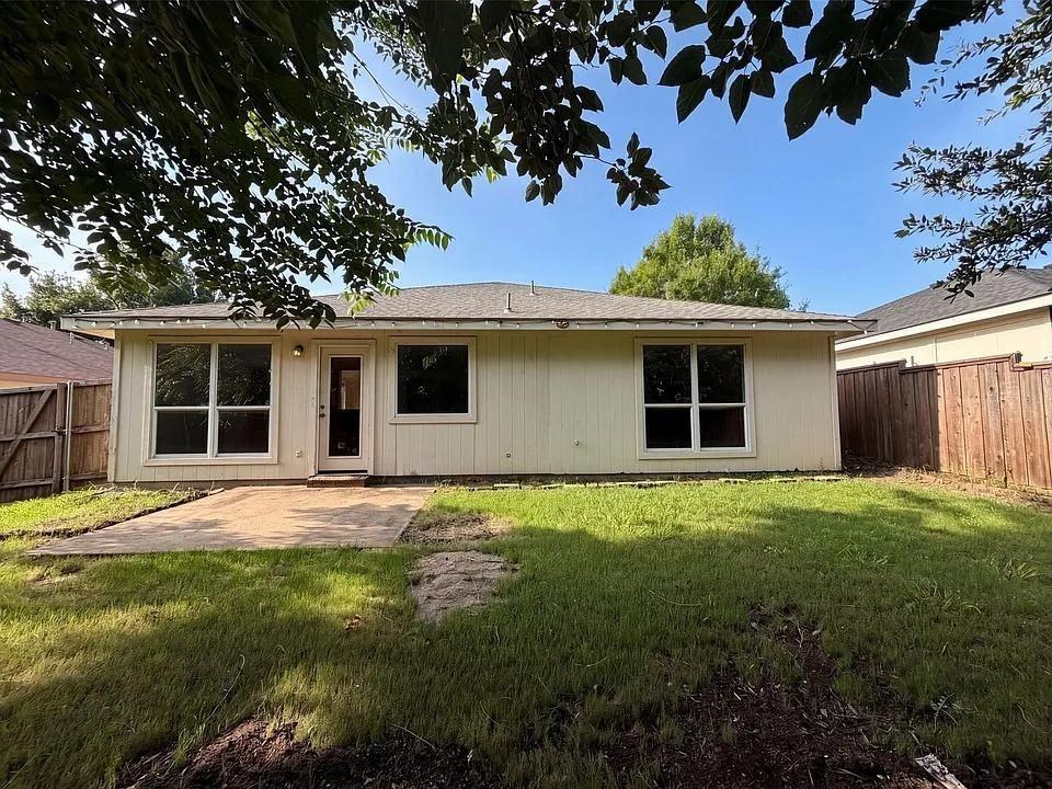 2324 Glenhaven Dr - Photo 4 of 16
