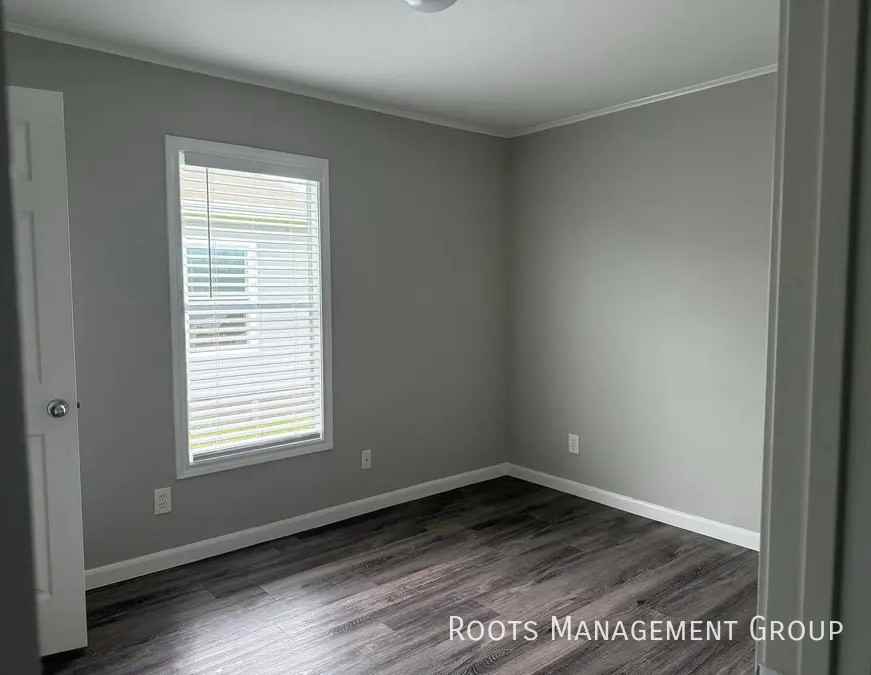 15927 Clarke Springs Dr #15927C - Photo 5 of 30