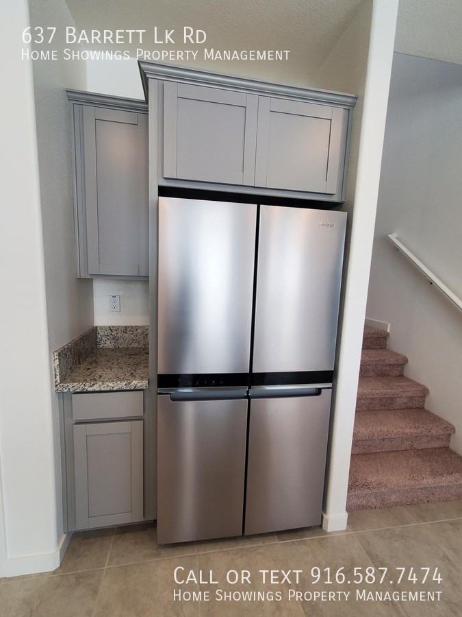 637 Barrett Lake Rd - Photo 4 of 10
