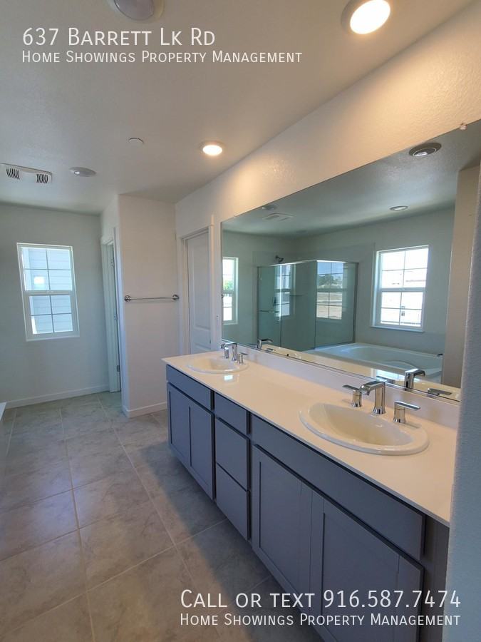 637 Barrett Lake Rd - Photo 7 of 10