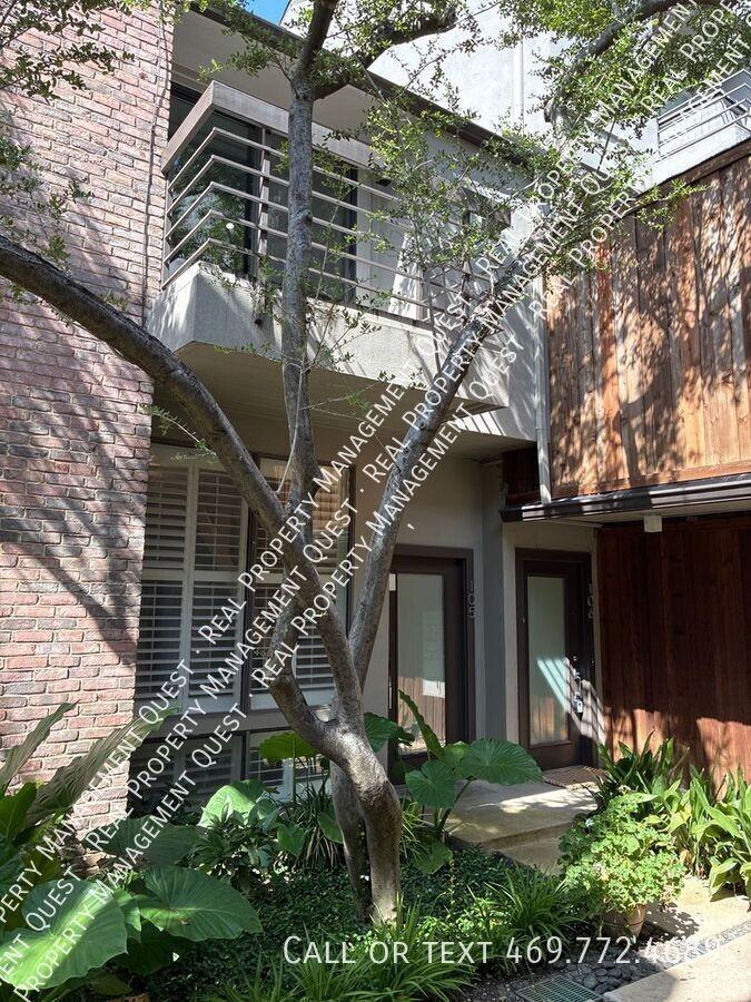 3948 Buena Vista St #105 - Photo 2 of 22