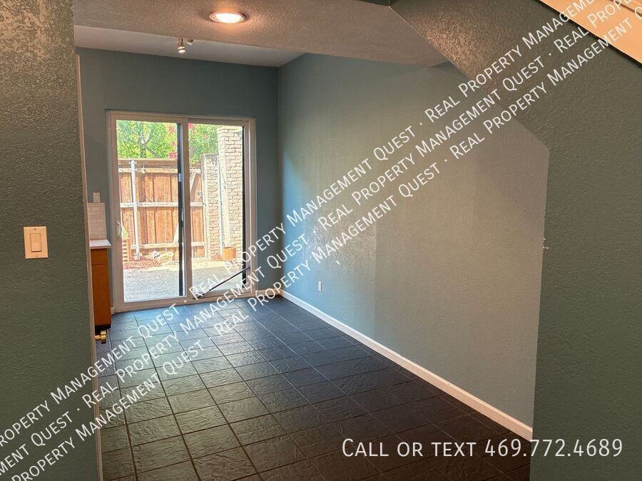 3948 Buena Vista St #105 - Photo 6 of 22