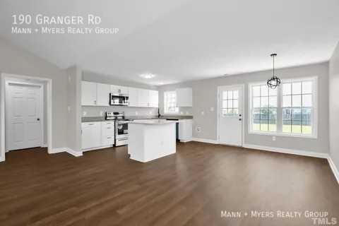 190 Granger Rd - Photo 4 of 24